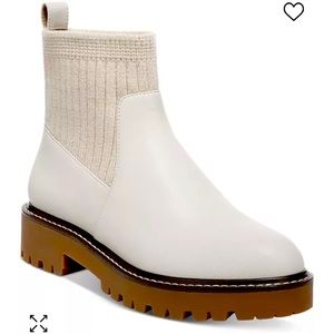 NWB!!! Women’s stylish ankle boots by Giani Bernini; Sz 10